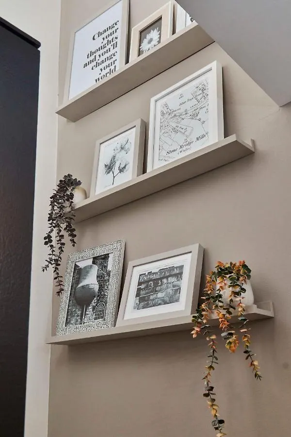 Homebird Property - Mill Cottage リーズ 別荘